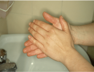 igene mani lavaggio